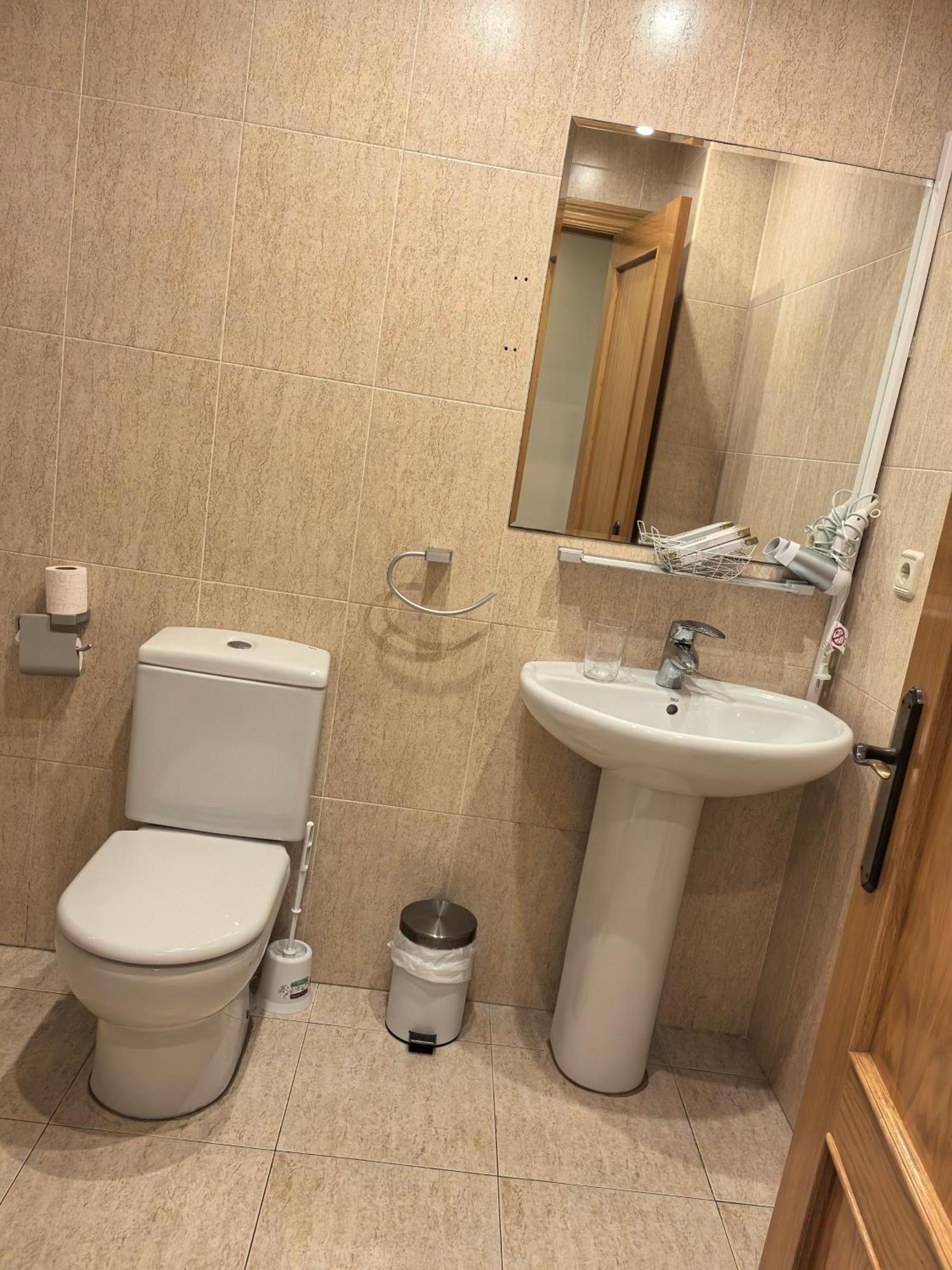 Hostal San Isidro Autol エクステリア 写真